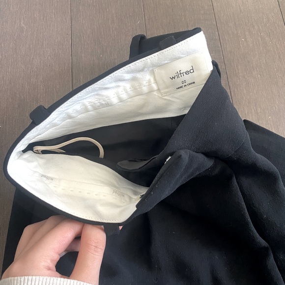 Aritzia Wilfred Effortless Pant Black Size 00 Regular Length - Picture 9 of 10